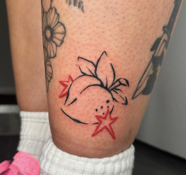 Minimalism Peach tattoo